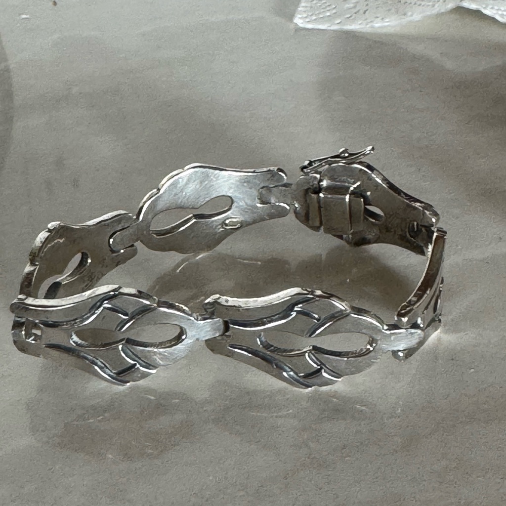 Tacxo Curved Panel Bracelet. Vintage Sterling Silver 925